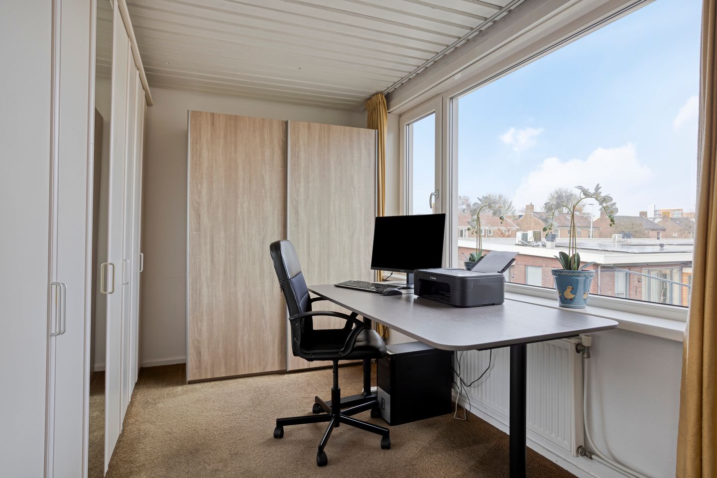 Photo 19 of Goudenregenstraat 6