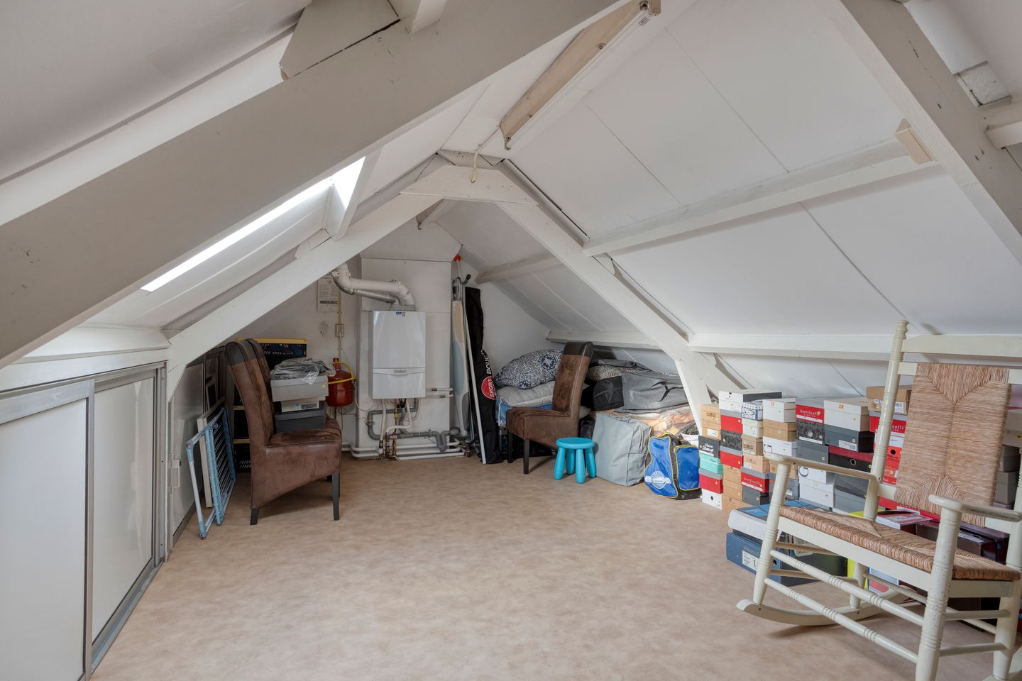 Photo 20 of Goudenregenstraat 6