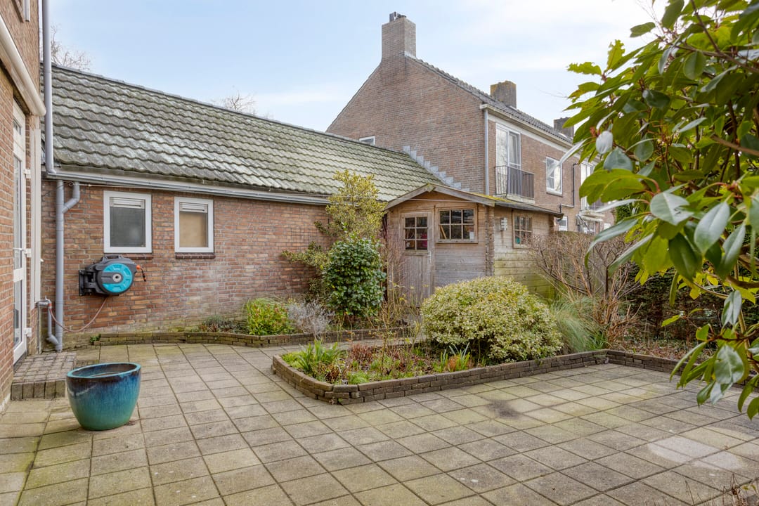 Photo 22 of Goudenregenstraat 6