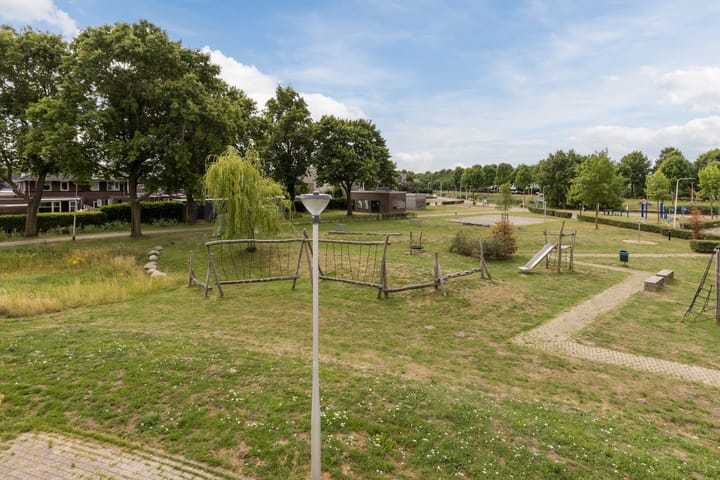 Photo 23 of Munnekeburenstraat 136