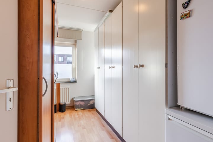 Foto 17 van Schipluidenlaan 44