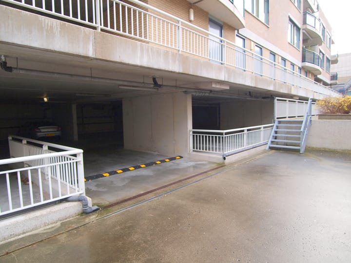 Foto 4 van Raadhuisstraat parkeren