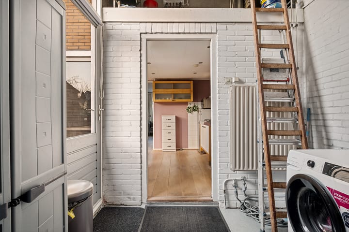 Photo 14 of Souwe 27