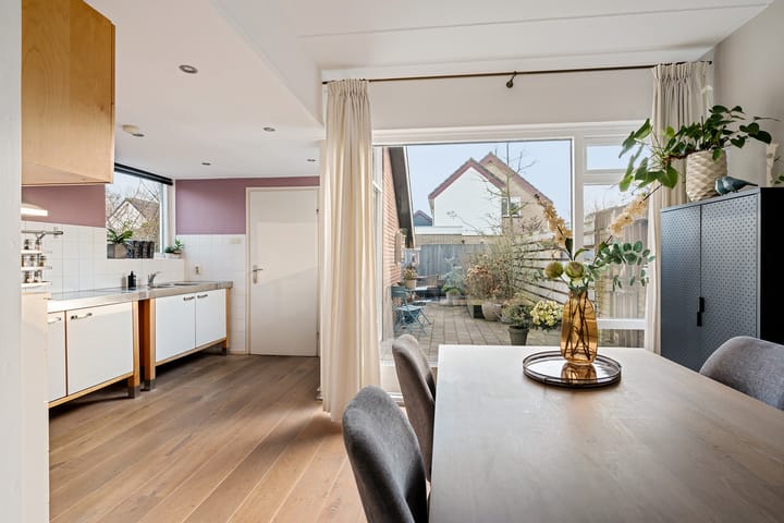 Photo 10 of Souwe 27