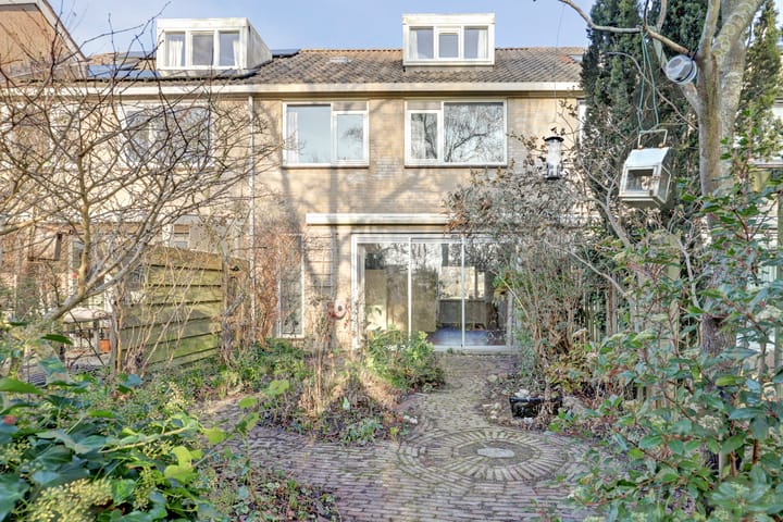 Photo 4 of Schoener 32