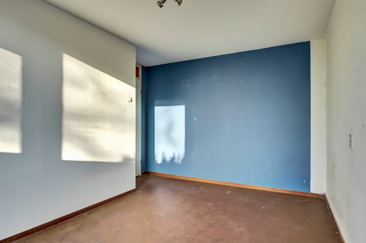 Photo 17 of Schoener 32