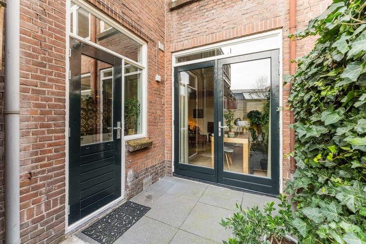 Foto 16 van Voltastraat 9