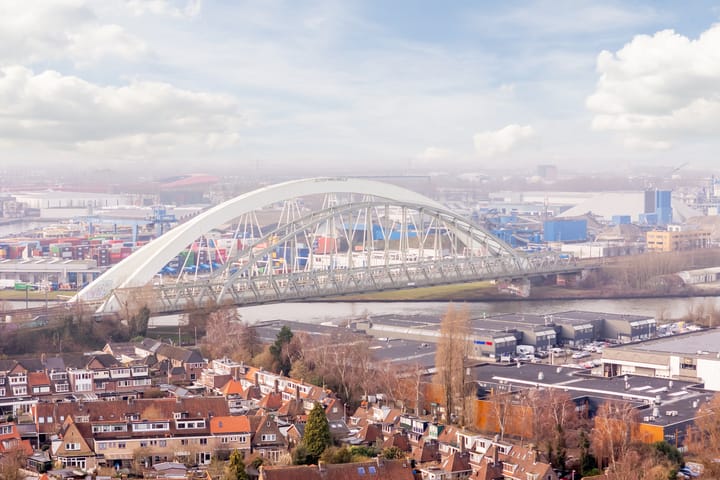 Foto 40 van Voltastraat 9