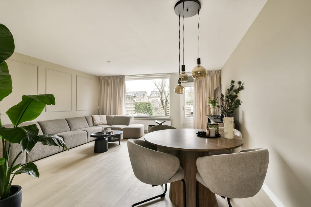 Photo 2 of Middenmolenlaan 59