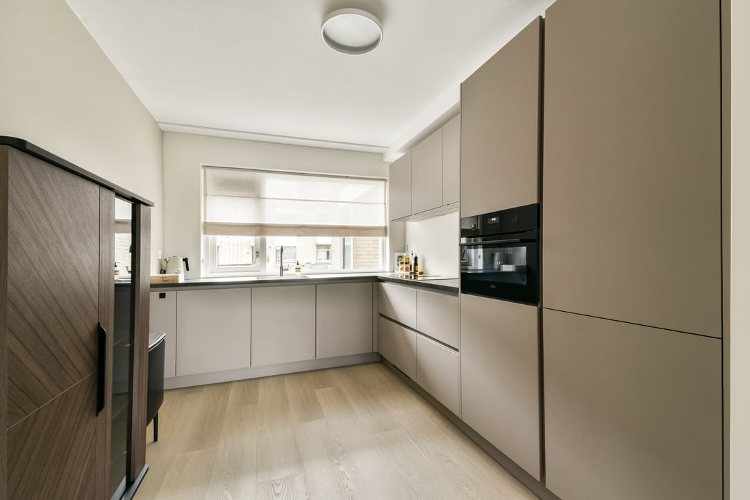 Photo 11 of Middenmolenlaan 59