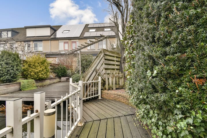 Foto 28 van Middenmolenlaan 59