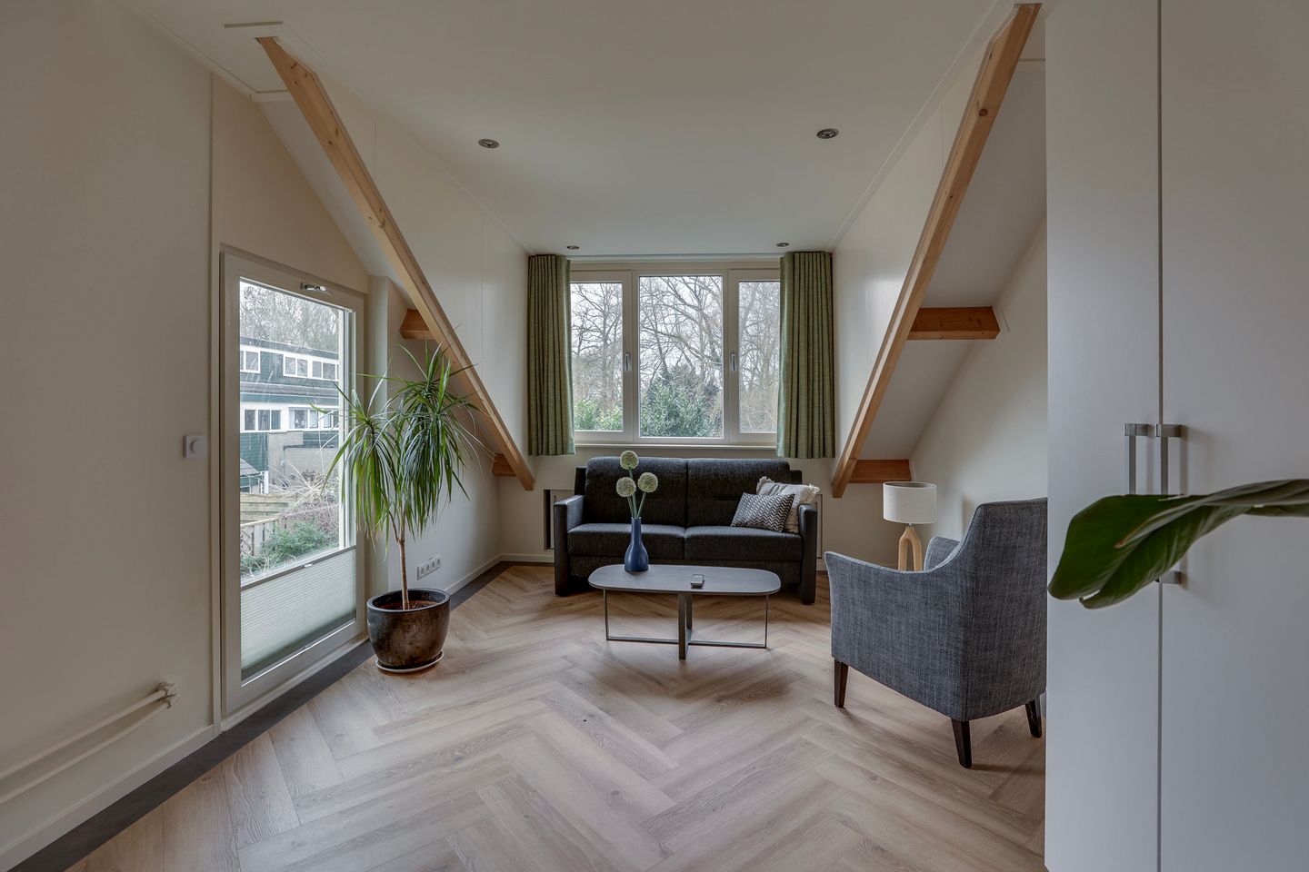 Foto 4 van Landsteinerweg 14