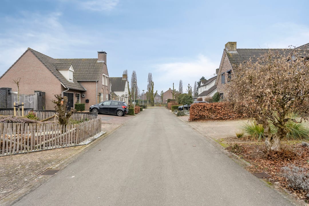 Photo 47 of Kasteelstraat 8