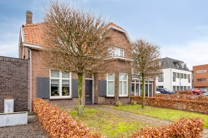 Photo 4 of Oirschotseweg 30