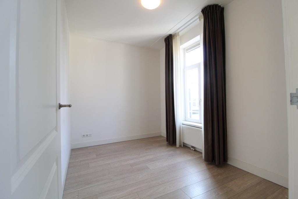 Photo 6 of Hendrik Jacobszstraat 4-4