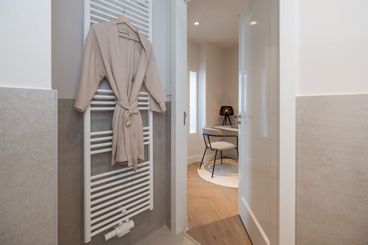 Foto 28 van Spoorstraat 16-A