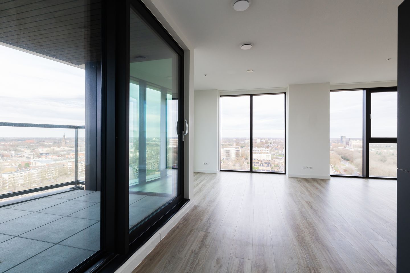 Foto 5 van Vincent van den Heuvellaan 193