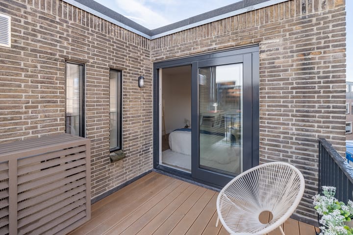 Foto 31 van Spoorstraat 16-A