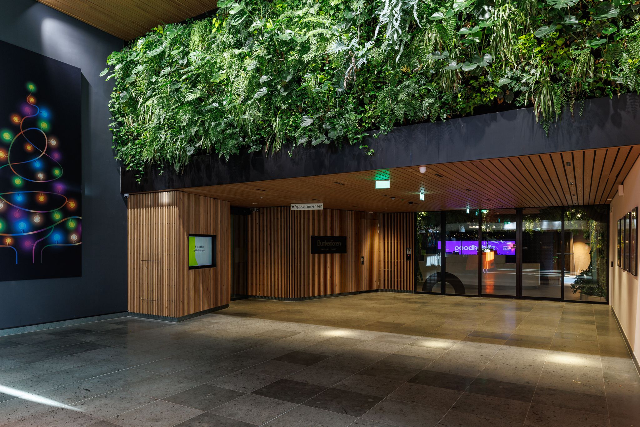 Foto 21 van Vincent van den Heuvellaan 193