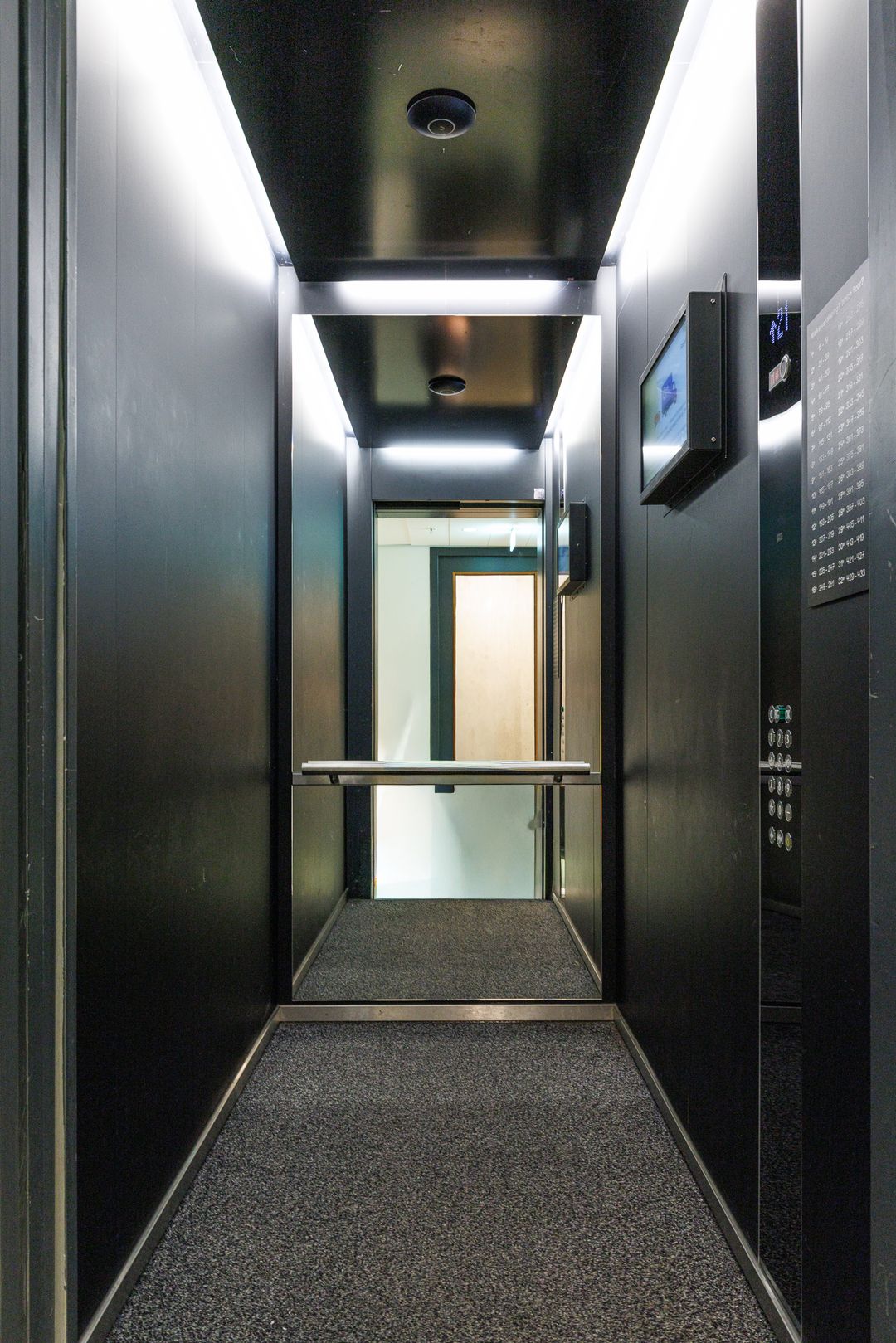 Foto 22 van Vincent van den Heuvellaan 193