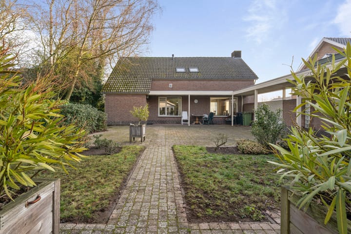 Photo 7 of Roosendaalsebaan 4