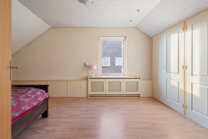 Photo 24 of Roosendaalsebaan 4