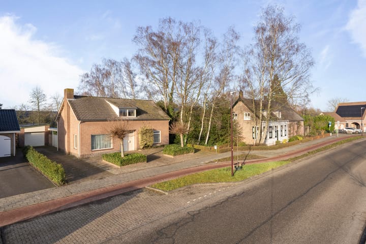 Photo 39 of Roosendaalsebaan 4