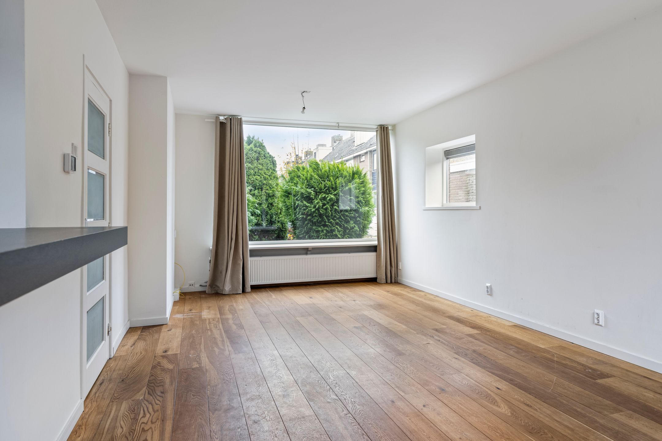 Photo 6 of Schultz van Haegenstraat 17