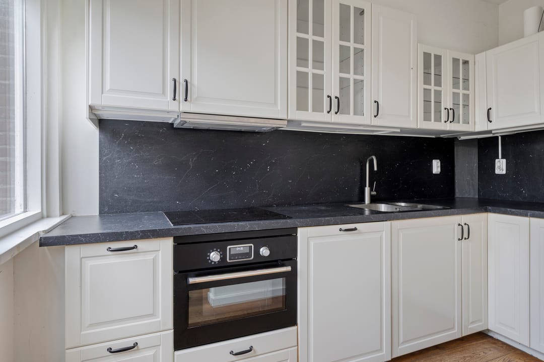 Photo 8 of Schultz van Haegenstraat 17