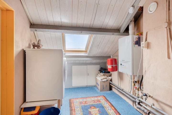 Foto 25 van van Aitzemastraat 13