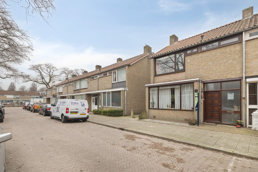 Photo 23 of van Aitzemastraat 13