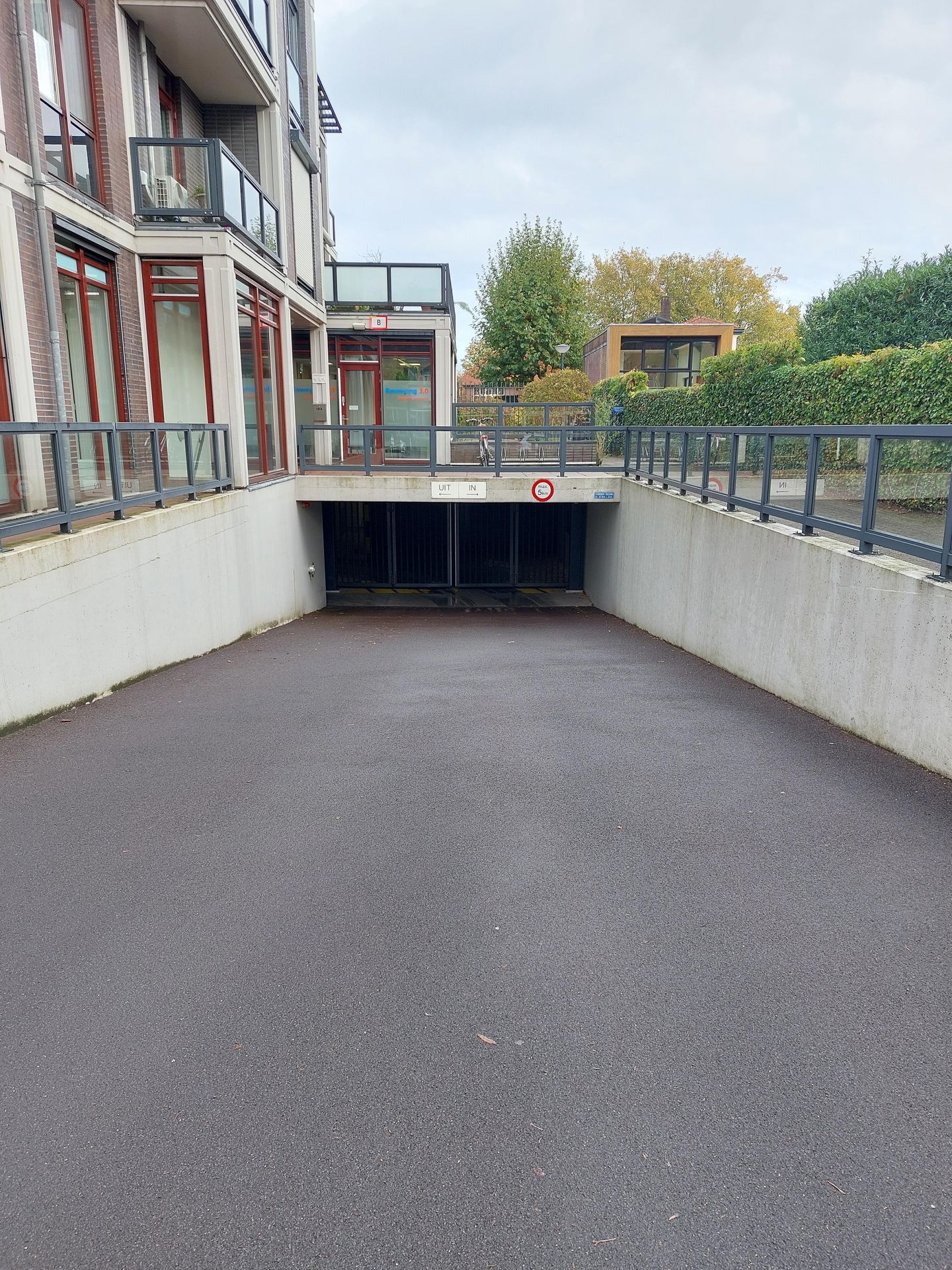 Foto 5 van Eemnesserweg 18 box 114