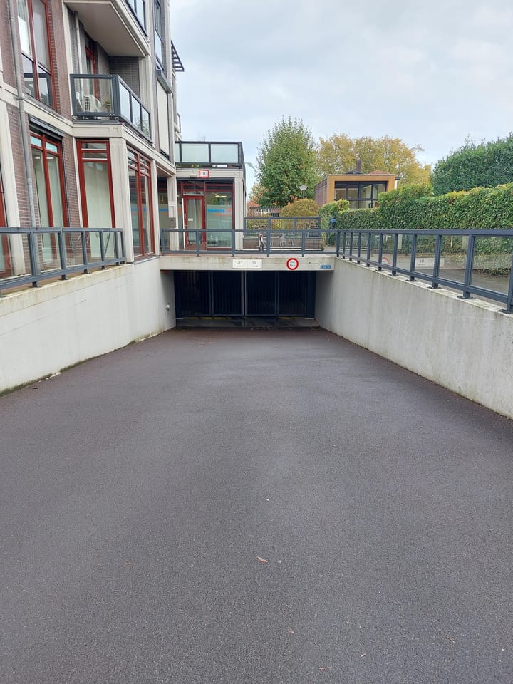 Foto 5 van Eemnesserweg 18 box 114