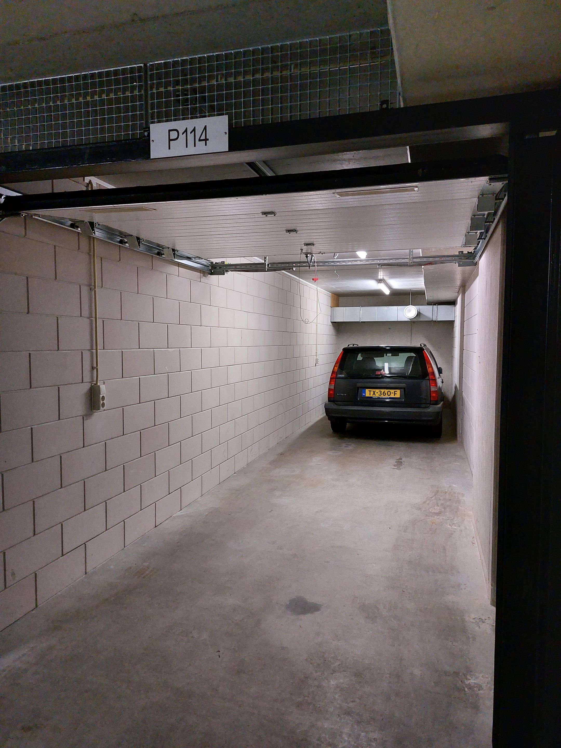 Foto 15 van Eemnesserweg 18 box 114