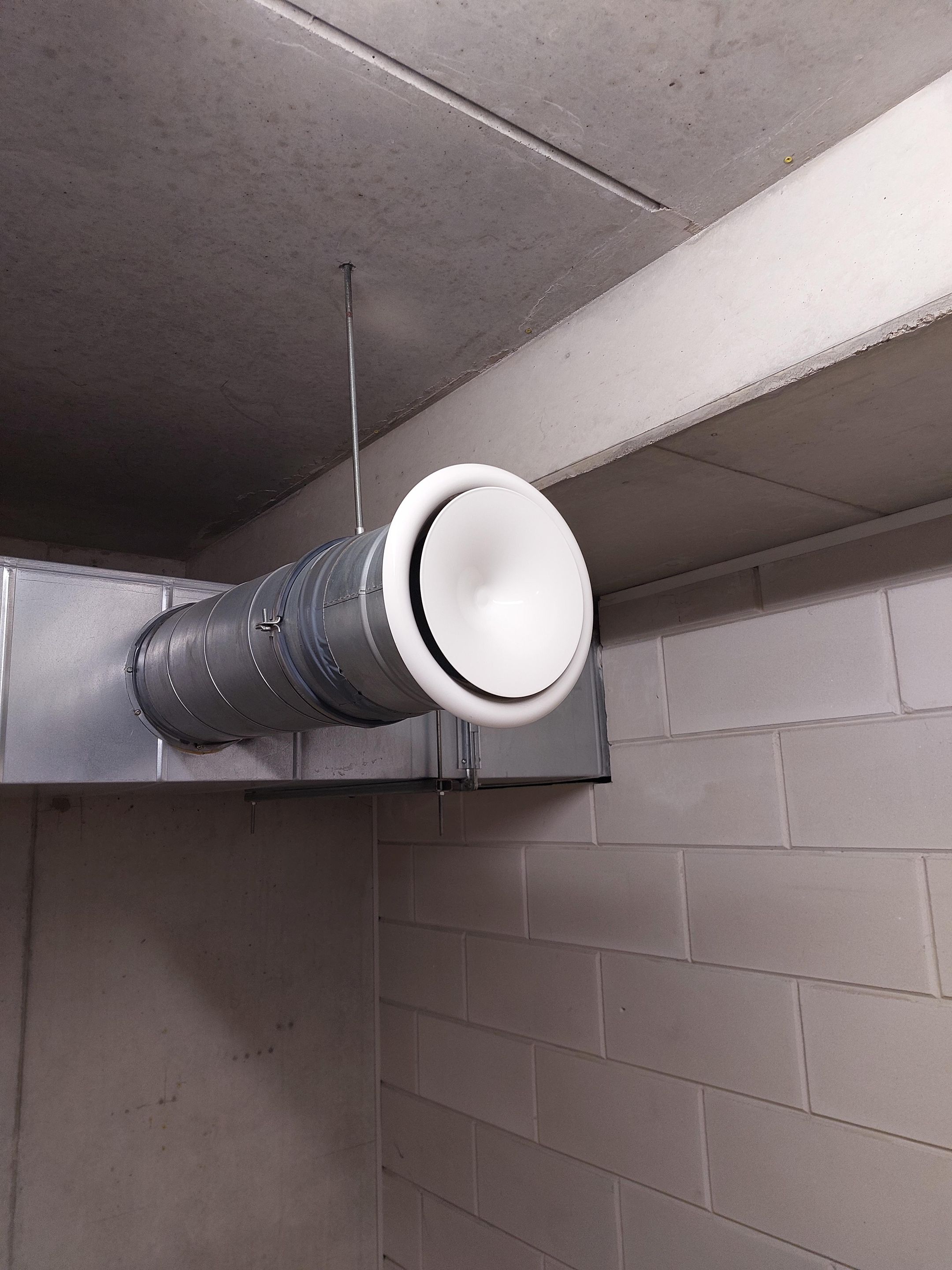 Foto 21 van Eemnesserweg 18 box 114