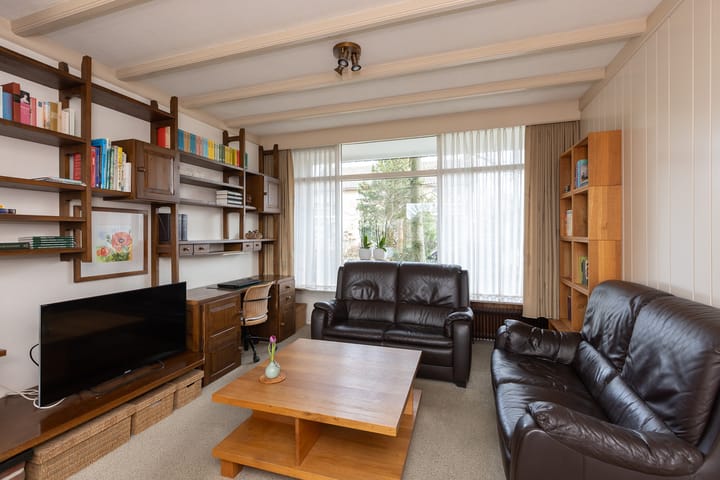 Photo 2 of Hofstraat 18