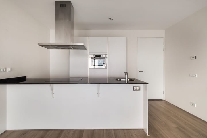 Foto 15 van Wilhelminakade 551