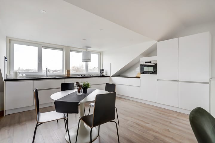 Russischestraat 12 A-03