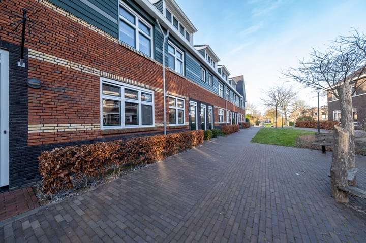 Photo 4 of Regenboog 39