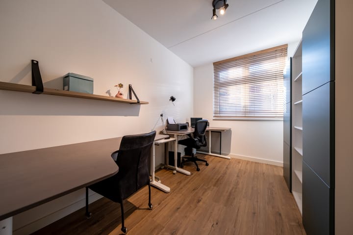 Photo 13 of Regenboog 39