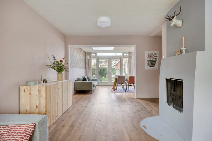 Foto 15 van van Egmondstraat 8