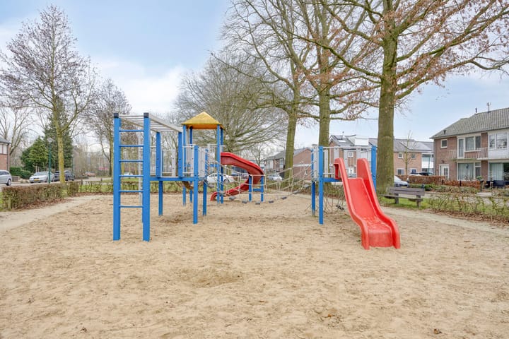 Foto 45 van van Egmondstraat 8