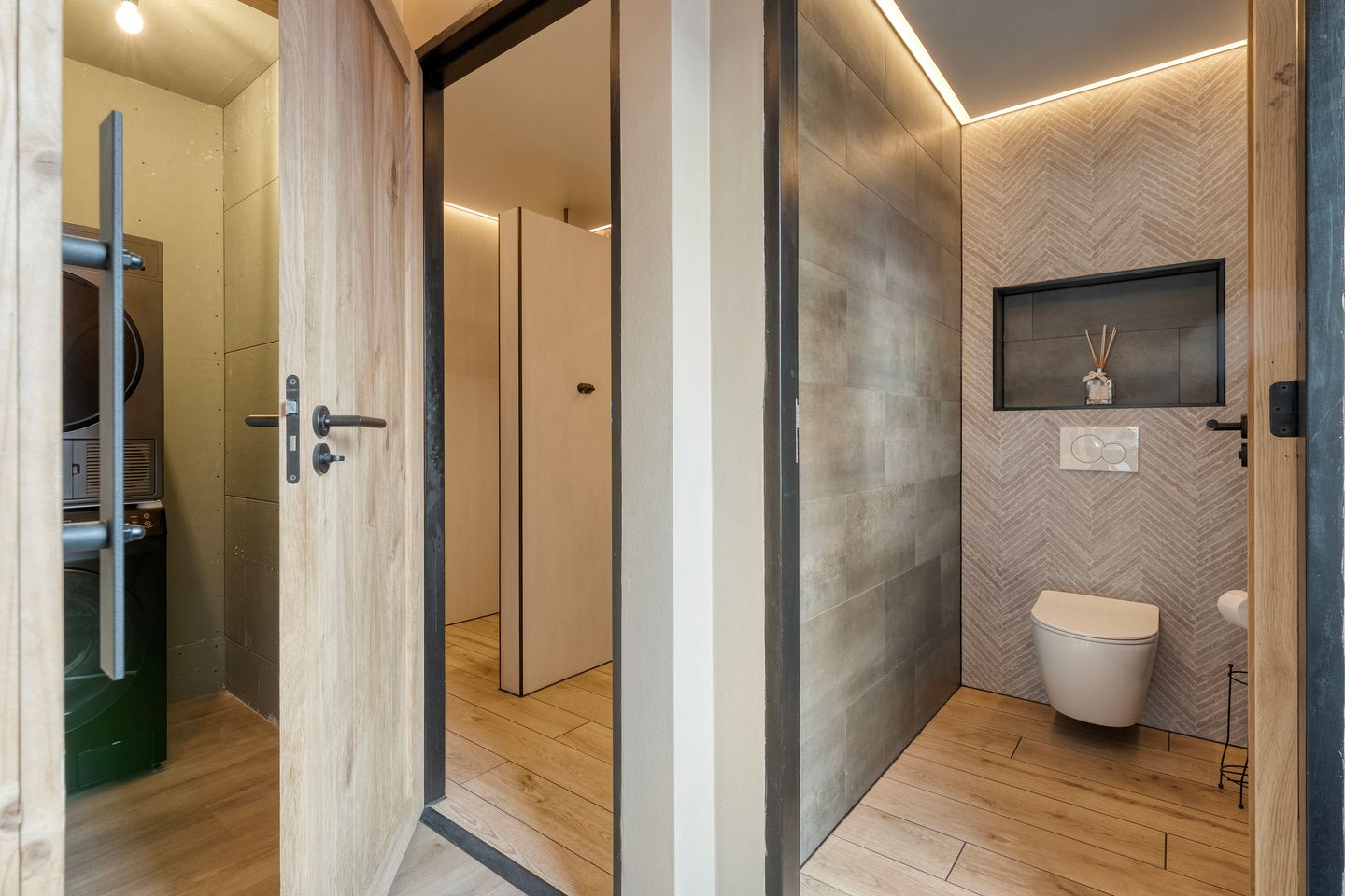 Photo 10 of Johan van Reesstraat 29