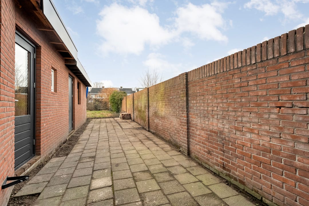 Photo 22 of Johan van Reesstraat 29