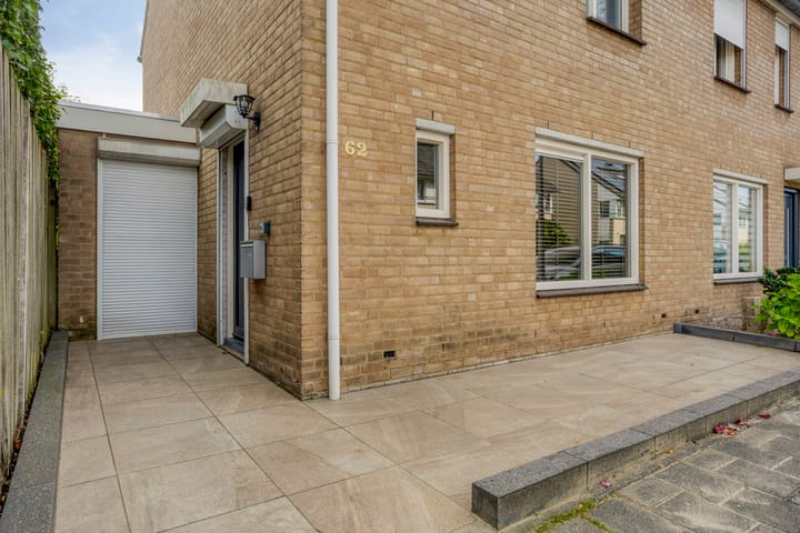 Foto 8 van Robijnring 62