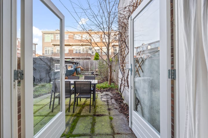 Foto 10 van Linnaeusstraat 209