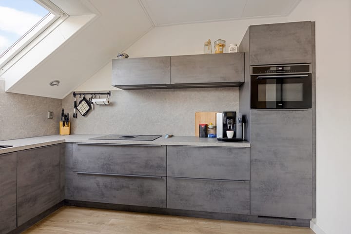 Photo 11 of Anssen 36