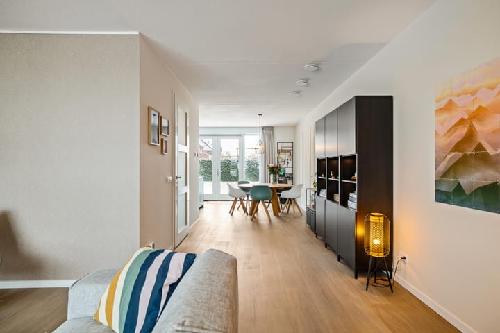 Foto 15 van Vossenburglaan 3