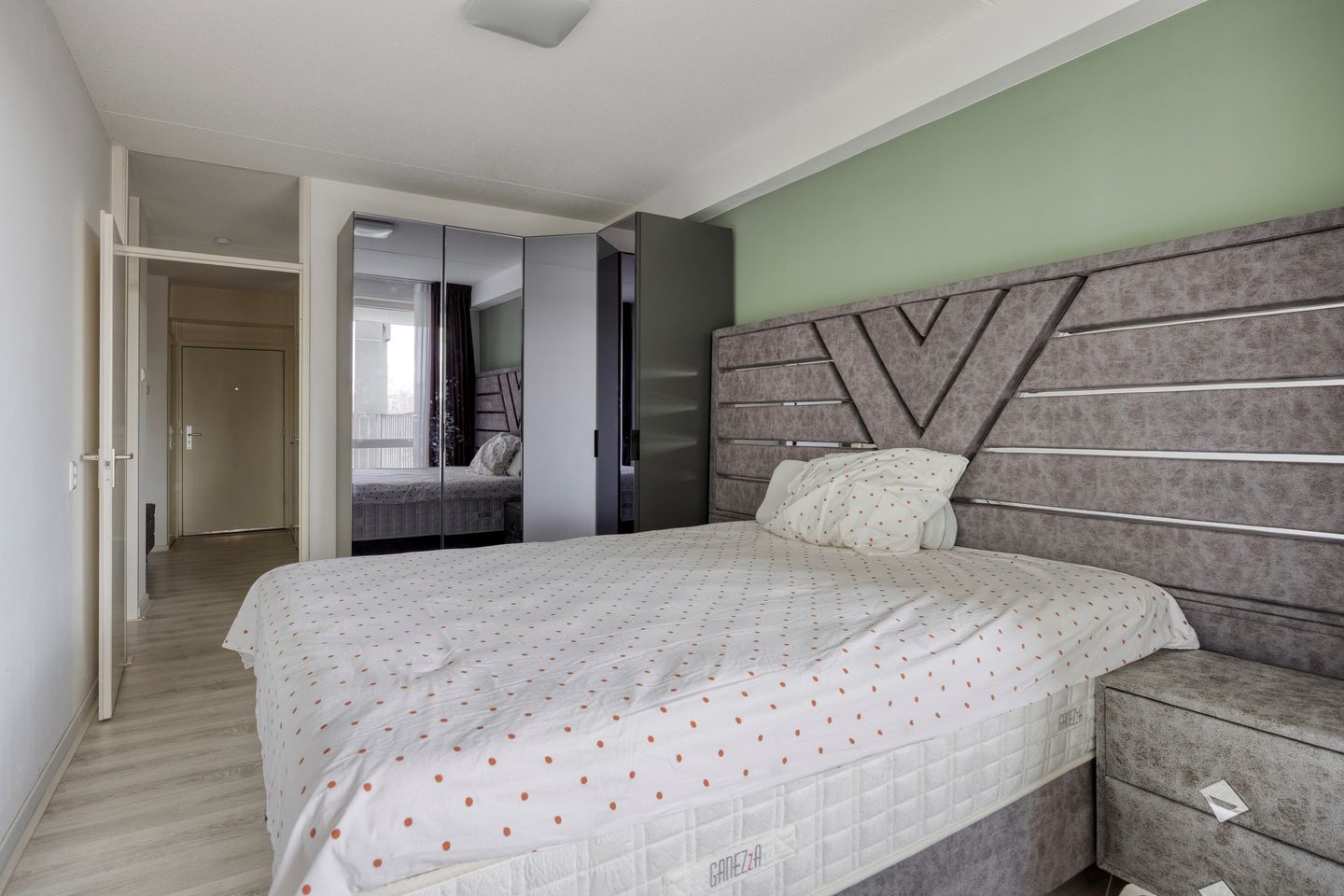 Photo 19 of Over de Vesten 37