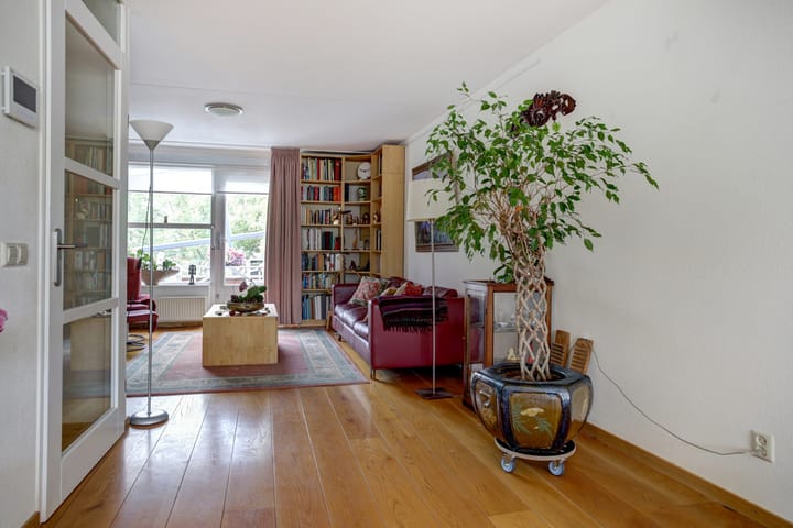 Photo 4 of Scheldestraat 50